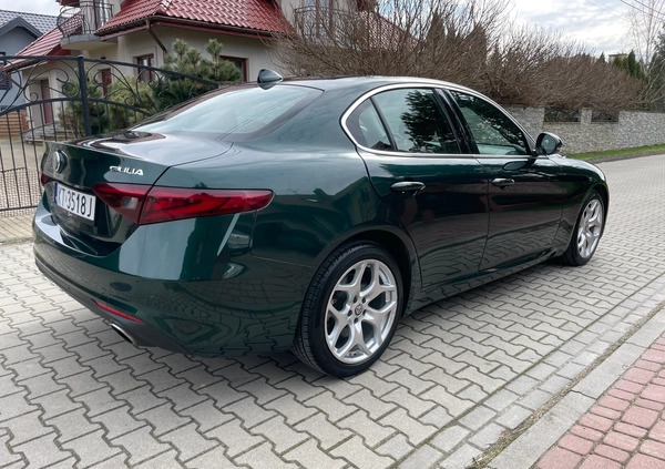 Alfa Romeo Giulia cena 109999 przebieg: 41000, rok produkcji 2020 z Szubin małe 277